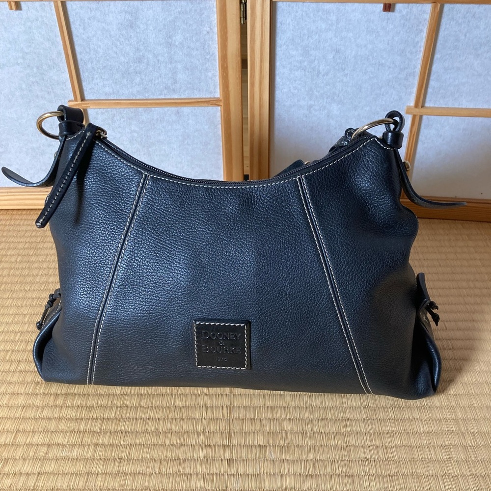 Dooney & Burke